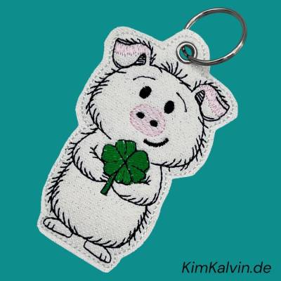 Schlüsselanhänger Hase | Kaninchen mit Kleeblatt / Gestickt / Taschenbaumler / Stickerei / Besondere Geschenkidee