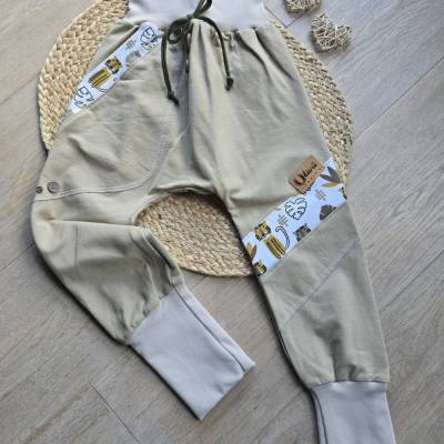 Bio Kinder Pumphose Unisex Handgemacht Gr.116/122 – Braun mit Tiger-Motiv, Mitwachshose, Nachhaltig & Bequem