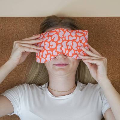 Yoga Augenkissen mit Bio Dinkel – auch kühlbar oder leicht erwärmbar, ideal für Entspannung, Meditation & Augenruhe