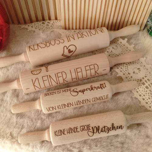 Backholz für Kinder – perfekt für ein Produkt, das Kinder beim Backen unterstützt, spielerisch gestaltet ist kindgerecht