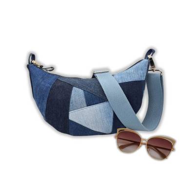 Halbmondtasche aus Upcycling-Jeans, einzigartiges Patchwork