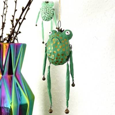 Grumpy Frog. Schlechte Laune an Ostern wird garantiert! Osterdeko, hängender Frosch