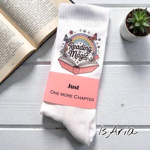 Reading is magic Socken | Tennissocken | Geschenk für Buchliebhaber | Handmade bedruckt | Bookish