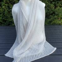 Edle Brautstola aus Mohair und Seide in Hellgrau – Elegantes Lacetuch für Hochzeit & Feste