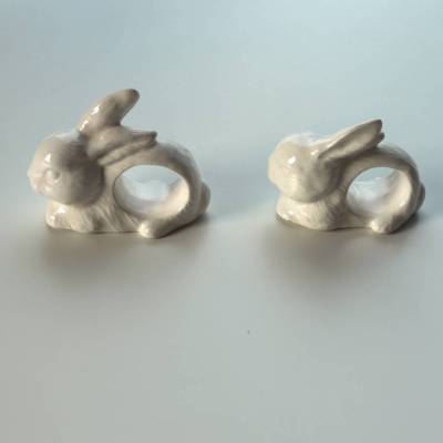 Vintage zwei Serviettenringe Weiß Hase Keramik Tischdeko Serviettenhalter Kaninchen Ostern