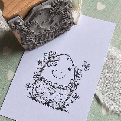 Holzstempel | Lustiges Ei Stempel mit Blumen – Oster Motiv ab 2x2 cm - 1516