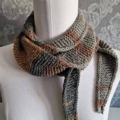 Mini Schal gestrickt, kleines Tuch, sommerlich