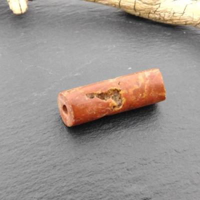 Alte Bauxit Perle aus Ghana – Authentische Tubenperle mit Alters- und Gebrauchsspuren, 33x11 mm #1