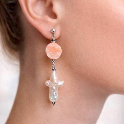 Kreuz Perlen Ohrringe Silber 925 mit korallfarbenen Chalcedon Rosen, Lange Statement Ohrringe