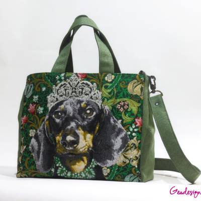 Shopper "Dackelkönigin" aus Canvas - Umhängetasche mit Dackelmotiv