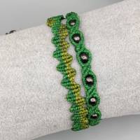 Makramee Armband 2in1 in grün mit Metallperlen in dunkelsilber