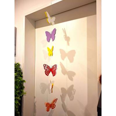 Personalisierbare 3D Schmetterline Girlande mit Wunschfarbe
