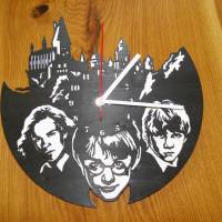Holz-Wanduhr Harry Potter & Freunde – leises Uhrwerk, 30 cm, handgefertigt