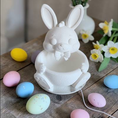 Nachhaltiger XXL Osterhase "Green Bloom" – 3D-Druck aus Bio-Kunststoff im Fuzzy-Look