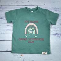 Besticktes Kinder T-Shirt - Ich werde große Schwester 2026 - mit Regenbogen - 6 Farben I Baumwolle