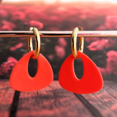 Creolen mit dreieckigen Anhängern aus PolymerClay