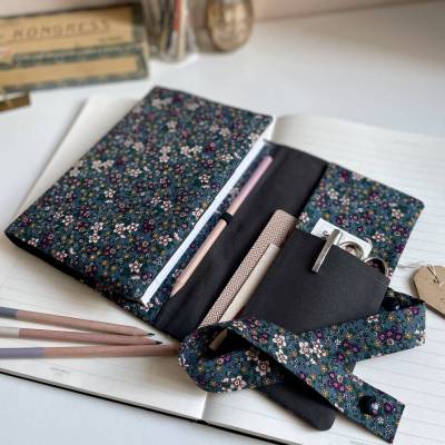 Kalenderhülle A5 aus Stoff BLÜTEN PETROL für 2026 | Planerhülle floral | Notizbuchhülle handmade | Kalender Cover