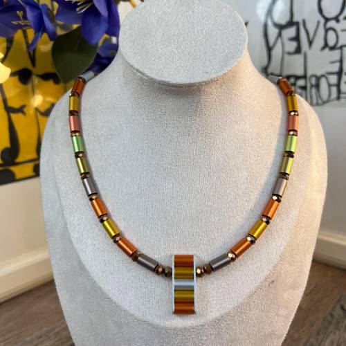 Handgemachte Damen & Unisex Halskette aus eloxiertem Aluminium, U-Schiene Anhänger, Ø6mm Walzen, Silber & Gold, 48cm