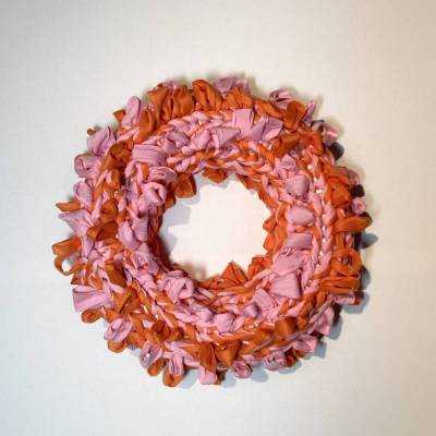 Frühlingskranz BOHO Happy Loops Pink-Orange – Gehäkelter 3-in-1 Boho Schlaufenkranz für Tür, Wand & Tisch