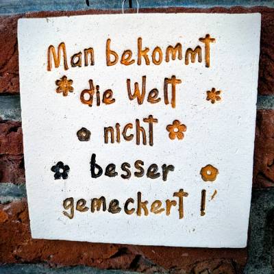 Fliese "bessere Welt"