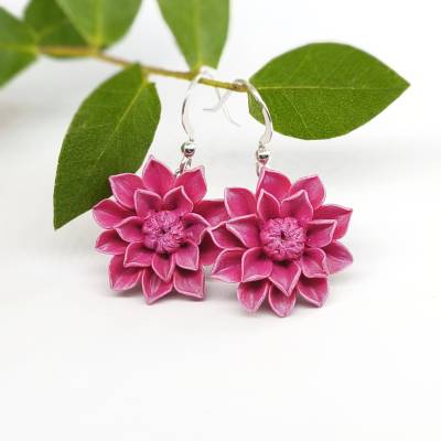 Dahlien Ohrringe aus Polymer Clay mit Sterlingsilber, rosa Blumenohrringe, Dahlien Schmuck