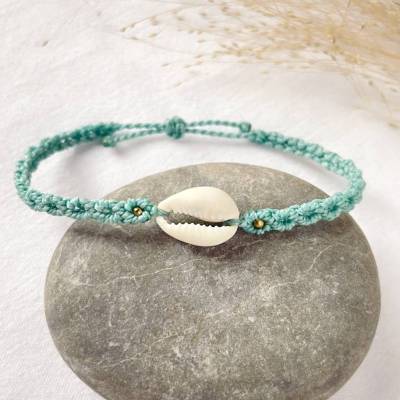 Muschelarmband - Makramee Armband mit Muschel - Boho Schmuck -  Maritimes Strand Armband -  Geschenk für Meerliebhaber