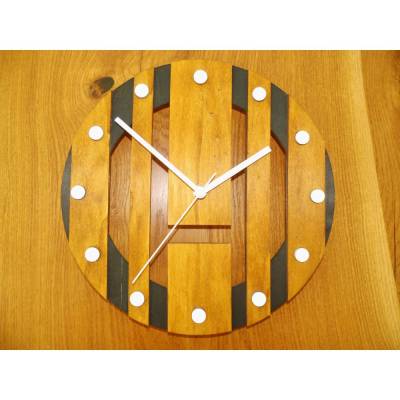 Aura Frame – Schwebende Design-Holzwanduhr in Goldteak-Optik, 30 cm, lautlos