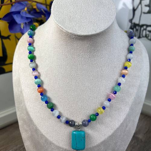 Damen Halskette Katzenauge Perlen Regenbogen Ø8 mm – Handgemachtes Collier mit Magnetverschluss