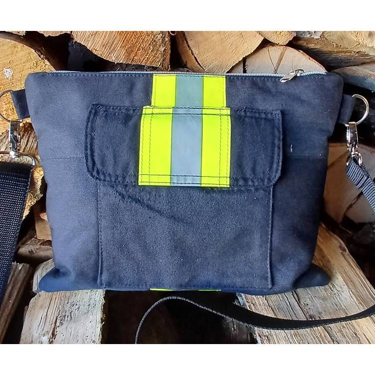 Crossbag Feuerwehr, Schultertasche, Umhängetasche, Feuerwehr-Upcycling, Feuerwehrkleidung Bild 2