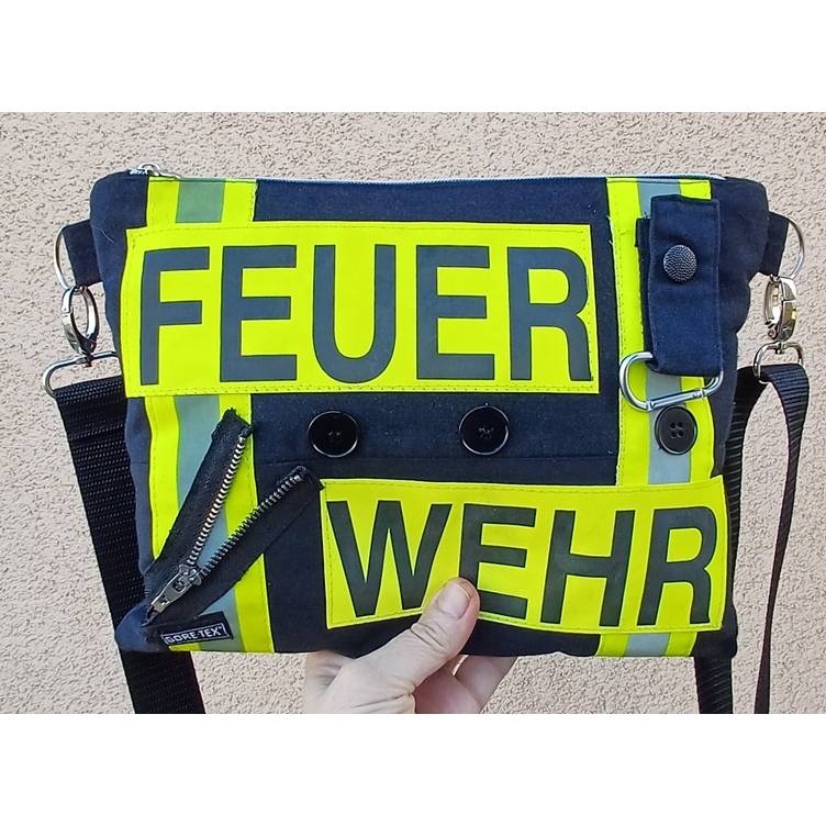 Crossbag Feuerwehr, Schultertasche, Umhängetasche, Feuerwehr-Upcycling, Feuerwehrkleidung Bild 4