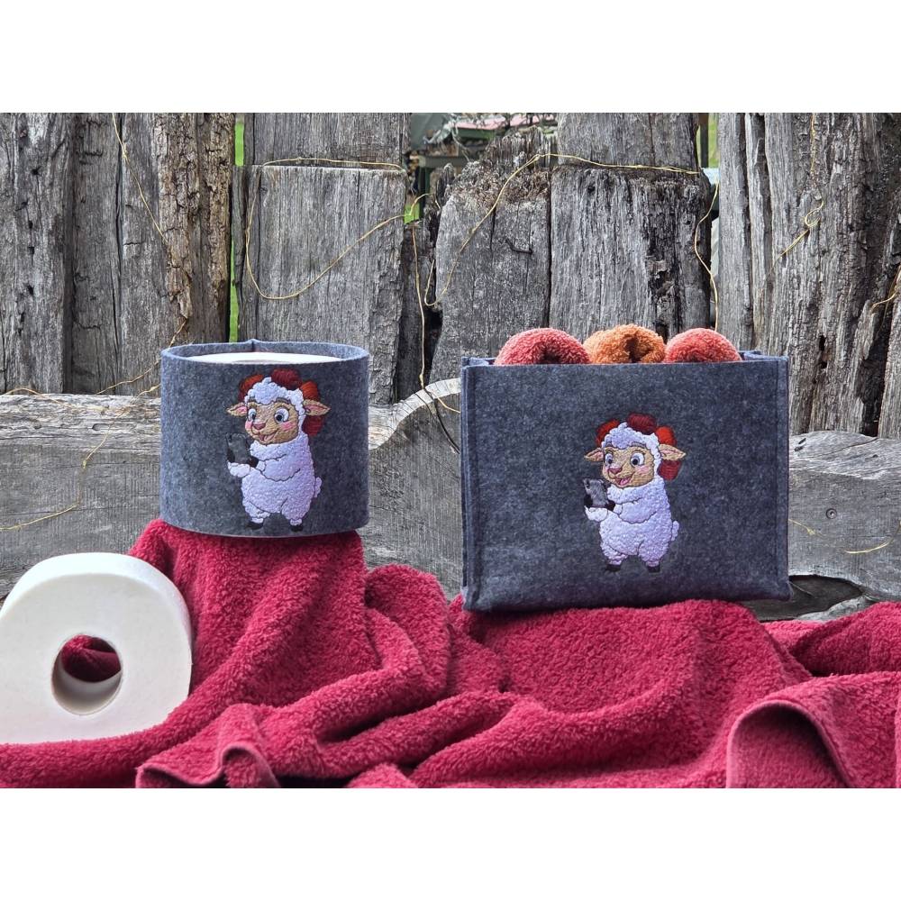 Schaf mit Handy & Lockenwicklern Stickdatei 10x10cm – Bad Hairday Wellness-Motiv für Stickmaschine Bild 9