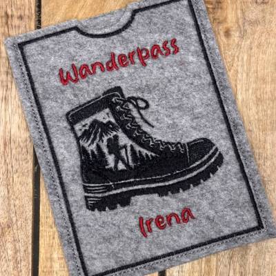 Wanderpasshülle, aus Filz, bestickt, Hülle, Wanderer, Wanderpass, personalisierbar, A6, personalisierbar, mit Namen, 