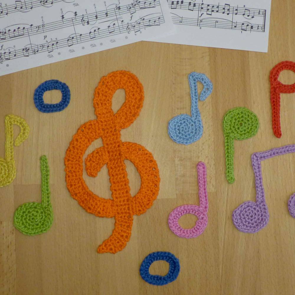 Häkelanleitung Applikationen Violinschlüssel und Noten, pdf-Datei Bild 2