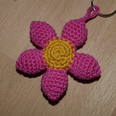 Häkelanleitung Schlüsselanhänger Blüte, pdf-Datei