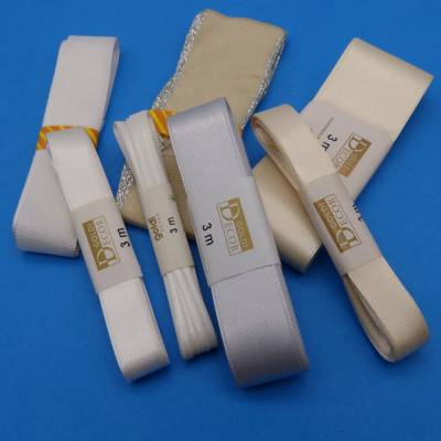 Geschenkbänder, Set, weiß creme silber, Konvolut, Geschenkband, Bändermix, zum Verpacken + Basteln