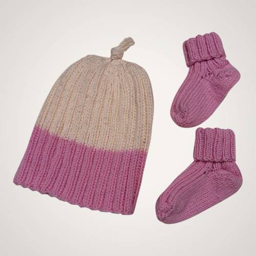 Baby Mütze und Socken „Baby Welcome Box“ aus Merino