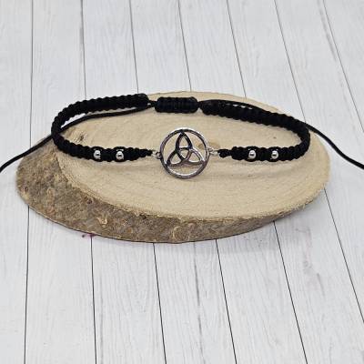 Keltisches Triquetra Armband | Makramee handgeknüpft | Edelstahl Symbol (1,5cm) | Ewigkeit | Verstellbar
