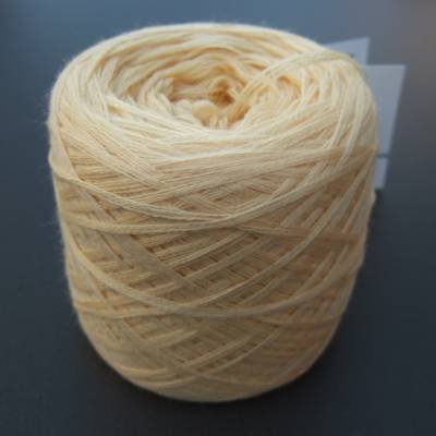 100% Schurwolle Merino extrafein Bobbel Uni Wolke 7 Apricot 4-fädig