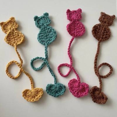 Handgehäkelte Katzen-Lesezeichen aus Baumwolle – Bunte Geschenkidee für Bücherfans