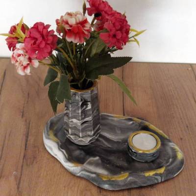 Handgemachtes Deko-Set „Golden Marble“ aus Raysin 200 – Vase, Kerzenhalter & Tablett in Marmoroptik