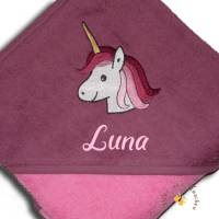 Kapuzenbadehandtuch 100 cm x 100 cm personalisiert mit Wunschnamen bestickt mit Stickmotiv Einhorn