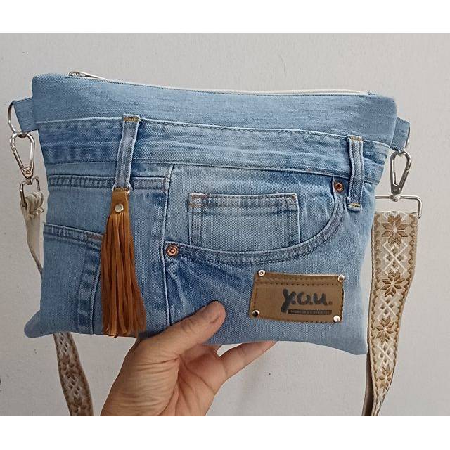 Jeans-Upcycling Crossbag, Umhängetasche, Schultertasche,Handmade aus gebrauchten Jeans Bild 3