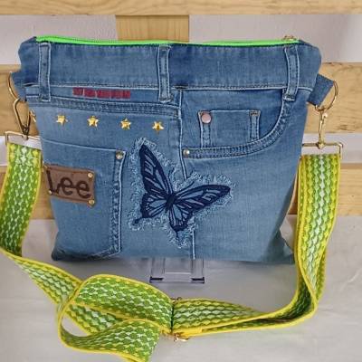 Jeans-Upcycling Crossbag, "Spring Denim"Umhängetasche, Schultertasche,Handmade aus gebrauchten Jeans