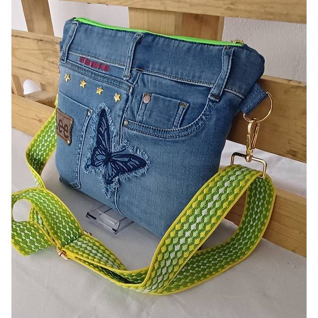 Jeans-Upcycling Crossbag, "Spring Denim"Umhängetasche, Schultertasche,Handmade aus gebrauchten Jeans Bild 4