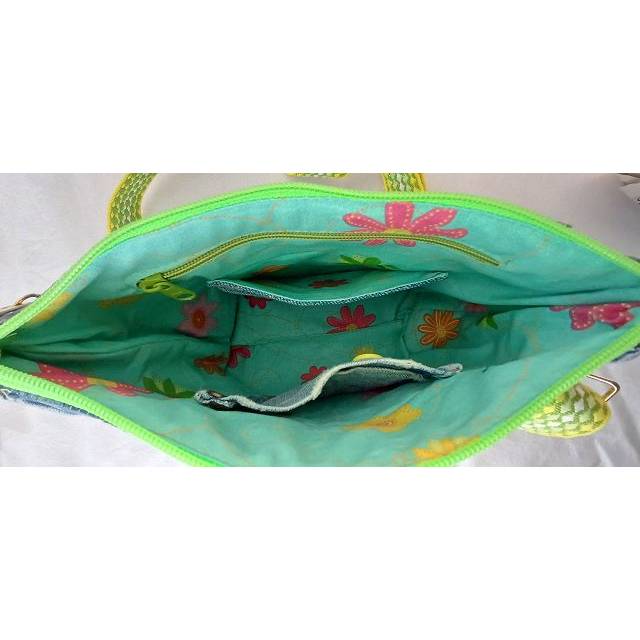 Jeans-Upcycling Crossbag, "Spring Denim"Umhängetasche, Schultertasche,Handmade aus gebrauchten Jeans Bild 7