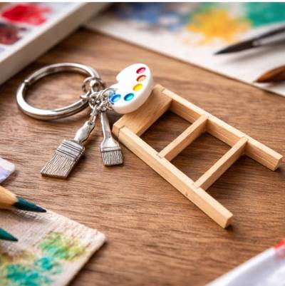 Personalisierbarer Schlüsselanhänger für Maler & Lackierer mit Holzleiter, Pinseln & Farbpalette – 12 cm Gesamtlänge