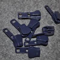 1 Schieber/Zipper 8mm Reißverschluss dunkelblau