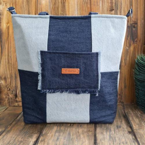 Shopper – Upcycling Jeanstasche im Patchwork Design – Vielseitige Alltagstasche & Geschenkidee - Nachhaltig