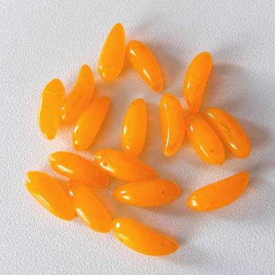 25 Glasperlen Banana beads, orange opal, böhmische Glasperlen