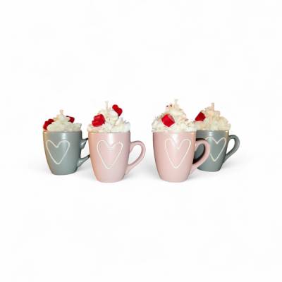 Limited Edition Muttertagskerze – Sojawachskerze im Herzbecher
